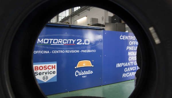 logo-cristallo-centro-motorcity2 logo-cristallo-centro-motorcity2
